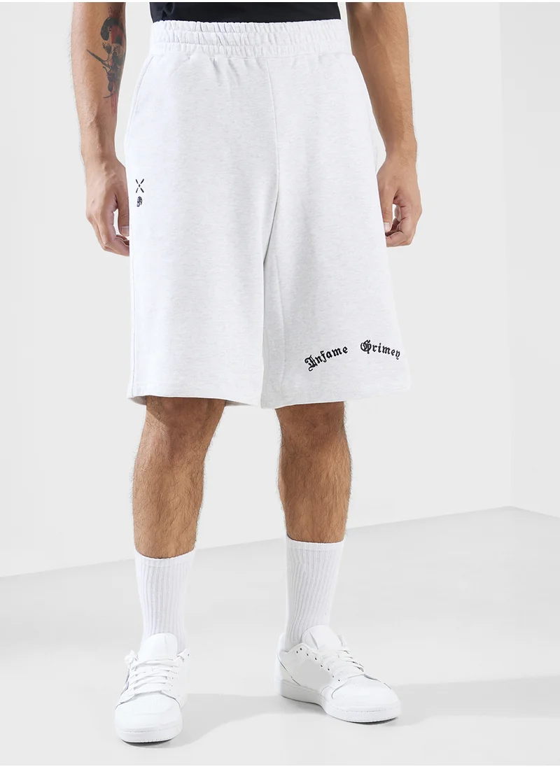 غريمي Causing Panic Baggy Shorts