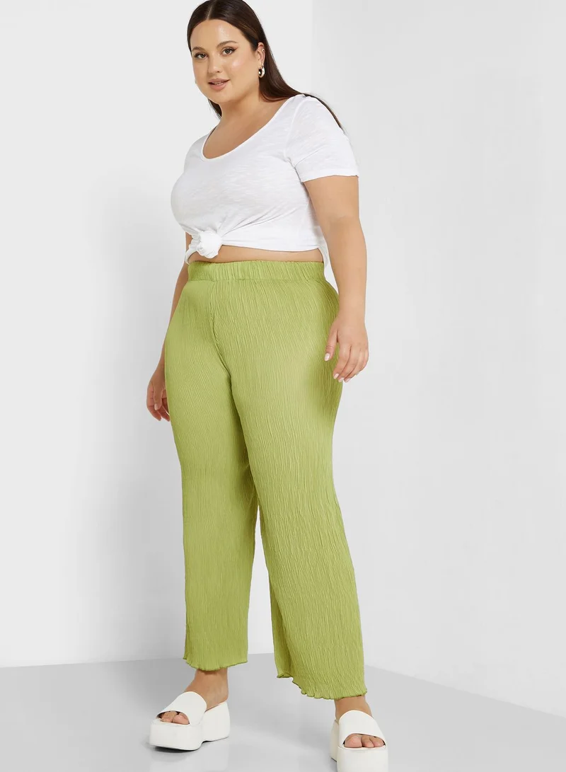 Ginger Plus Textured Detail Wide Leg Pants