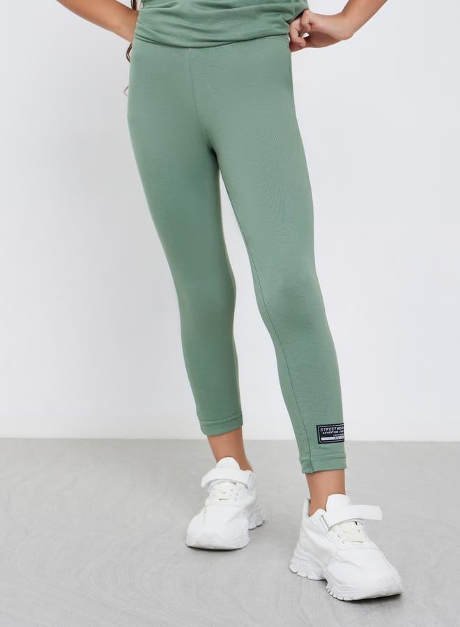 Styli Girls Green Oversized T-Shirt and Leggings Set - Image 5