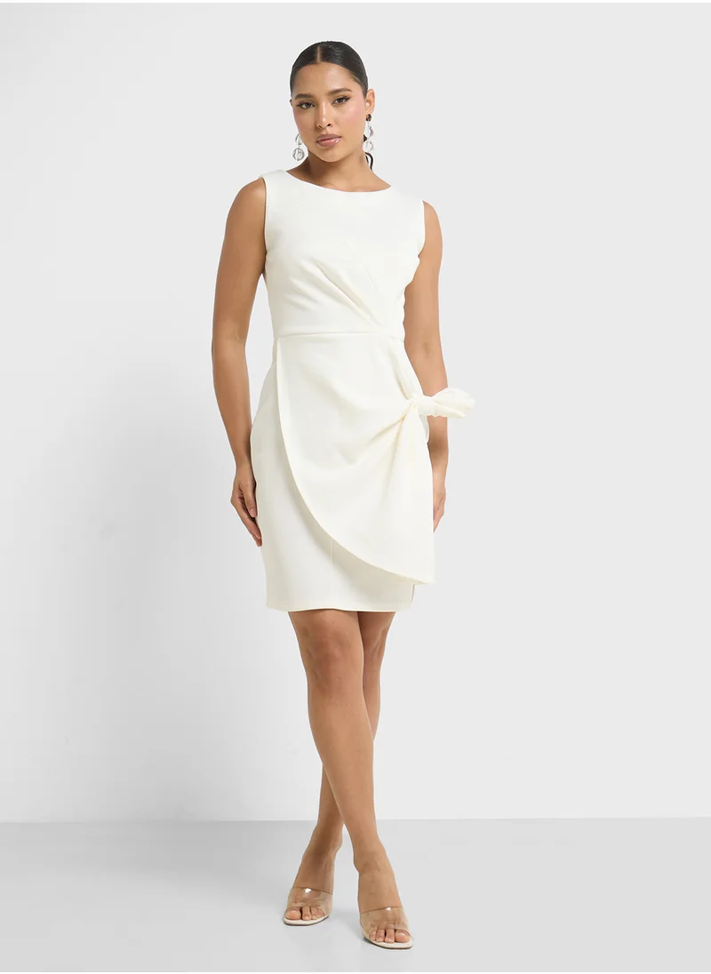 Ginger Shift Dress With Bow Detail