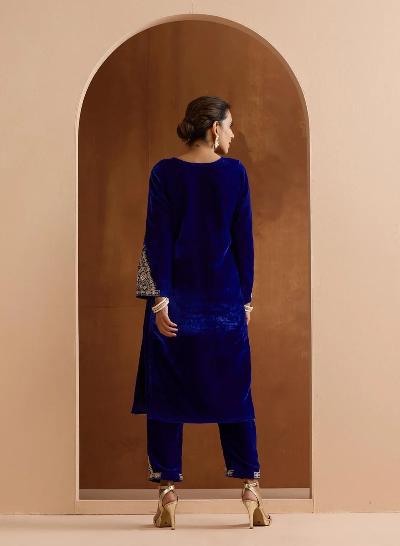 ISHIN Women's Blue Velvet Embroidered Tunic Full Length Palazzo Straight Fit Kurta Set