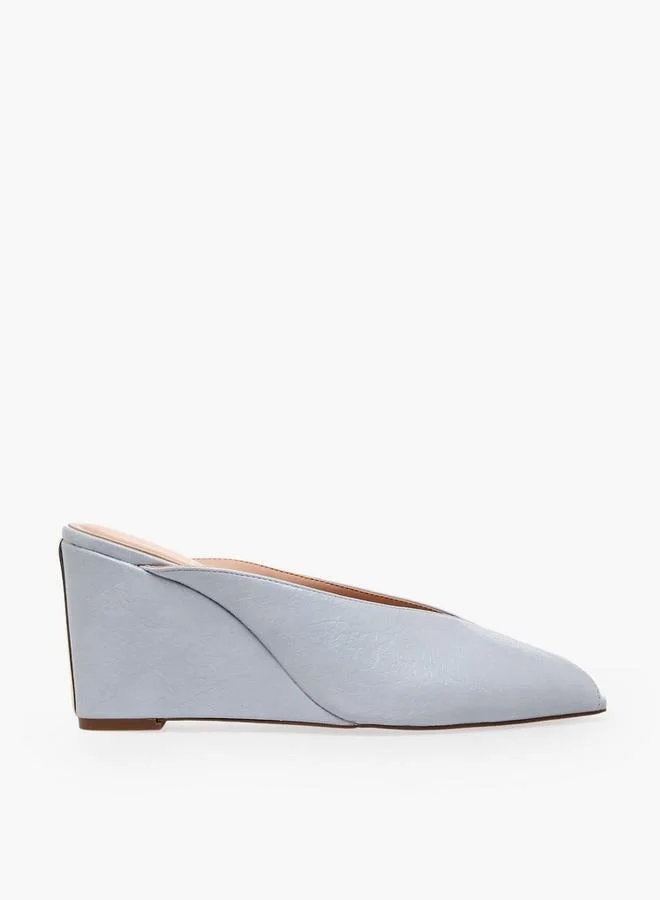 Women Crinkle Textured Wedge Heel Shoes