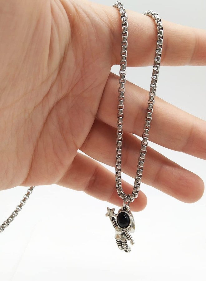 WAINIS 2 Pcs Stainless Steel Couples Necklaces Astronomy Spaceman Matching Couple Necklaces Valentine’s Day for Him Her or Best Friends - Image 4