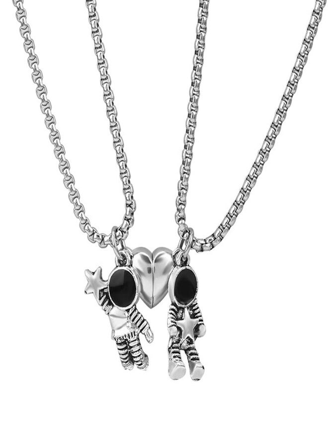 WAINIS 2 Pcs Stainless Steel Couples Necklaces Astronomy Spaceman Matching Couple Necklaces Valentine’s Day for Him Her or Best Friends - Image 1