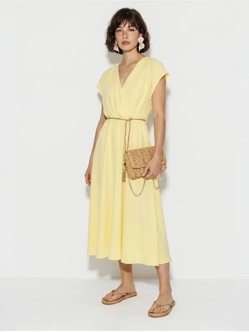 بيانكو لوتشي LUCCI Belted Wrap Midi Dress
