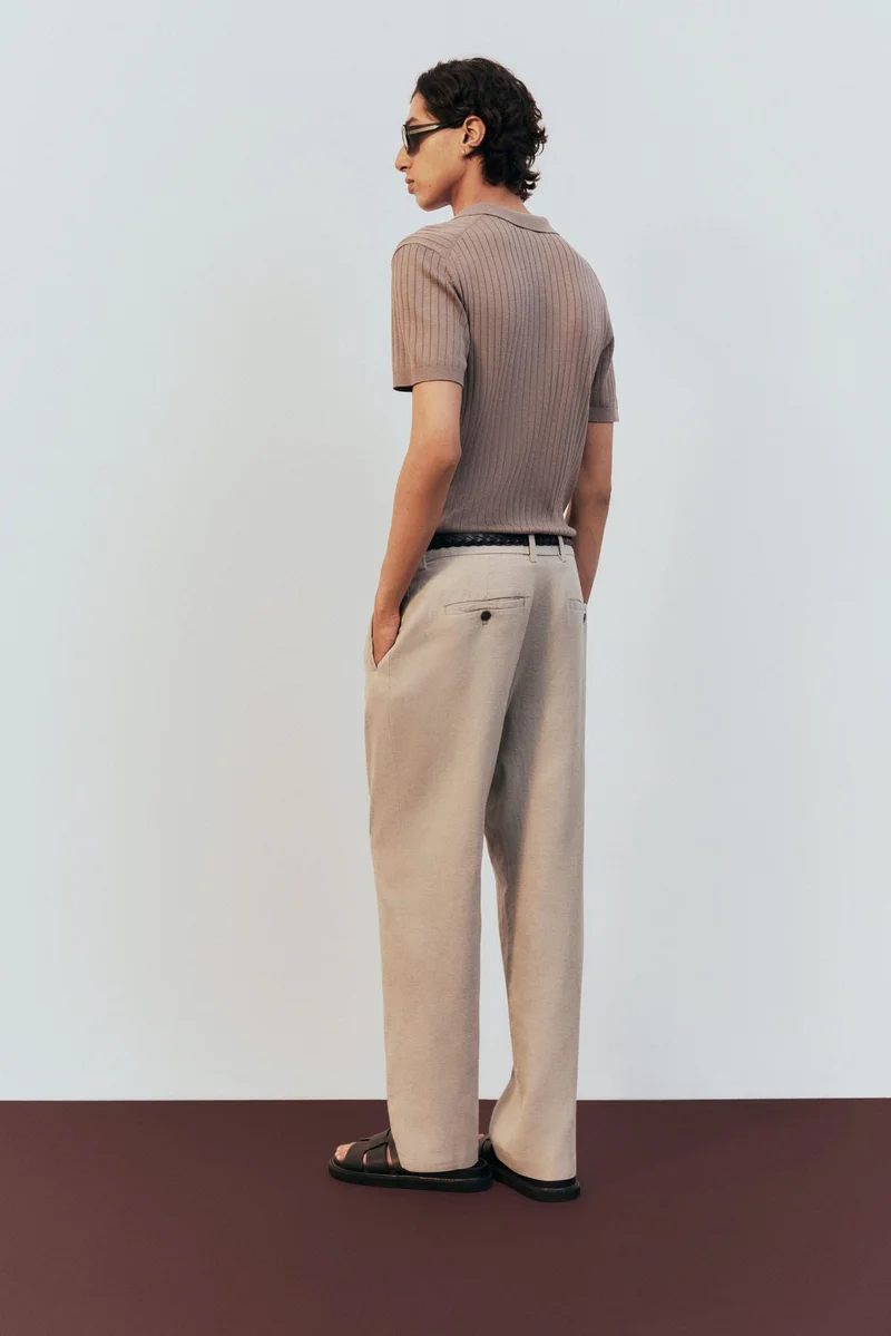 اتش اند ام بنطلون من مزيج الكتان بقصة مريحة