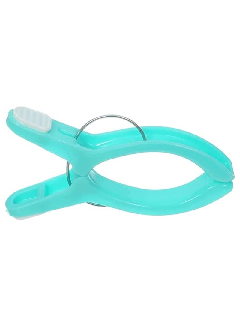 4 Plastic blanket Clips - Image 2