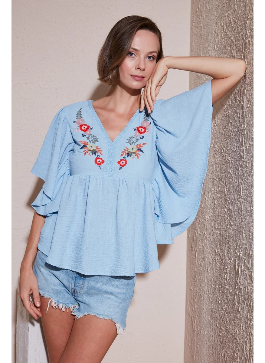 Lela Embroidered Bat Sleeve Blouse Women's Blouse 611BZ0409