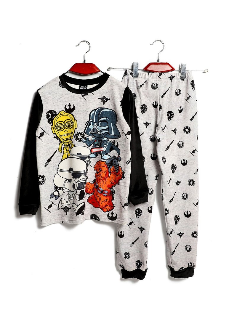 بيجامة ستاروورز