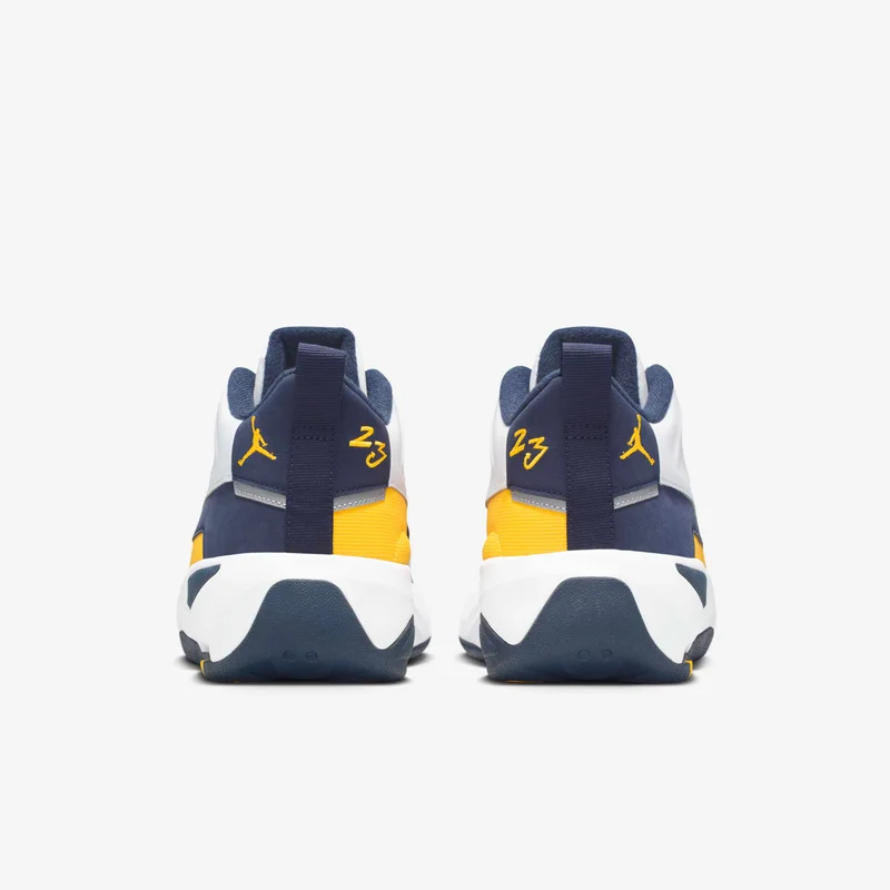 جوردن أحذية ماكس أورا  للرجال