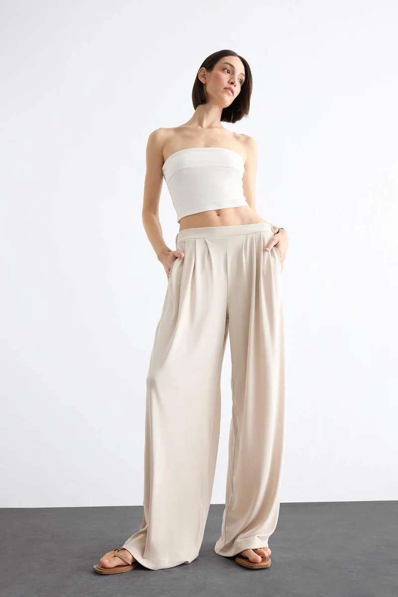 ديفاكتو Baggy Fit Taffeta Trousers