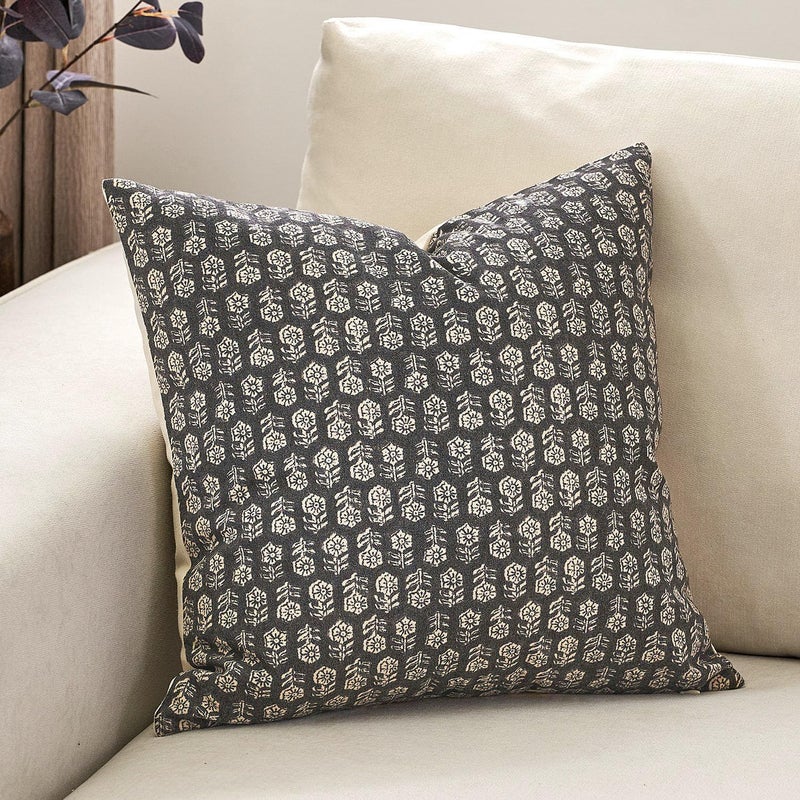DOMVITUS 18x18 Pillow Cover Floral Pillow Covers Couch Pillows for Living Room Decorative Farmhouse Accent Print Throw Pillow Covers 1PC Black