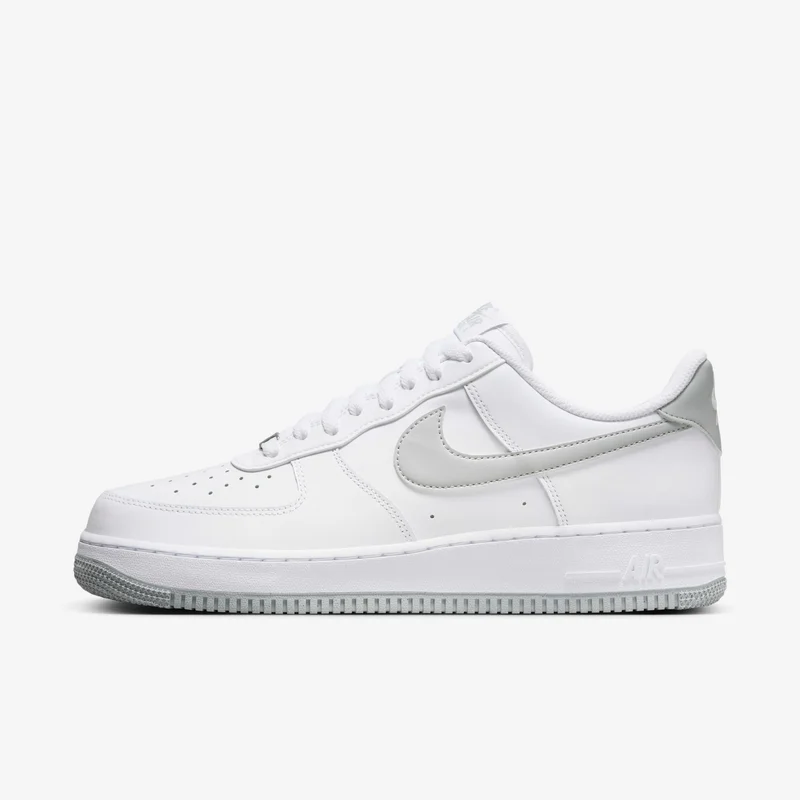 Nike Men's Air Force 1 '07 Shoes