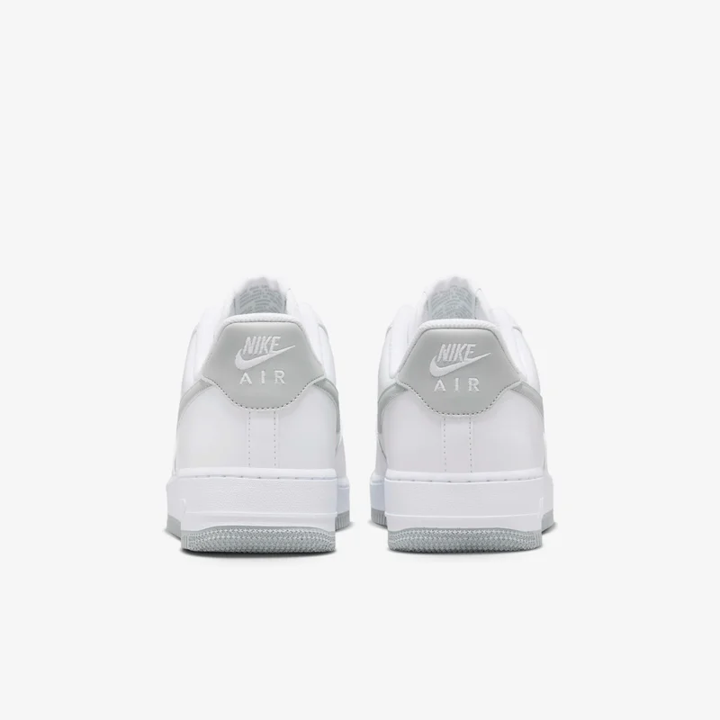 Nike Men's Air Force 1 '07 Shoes