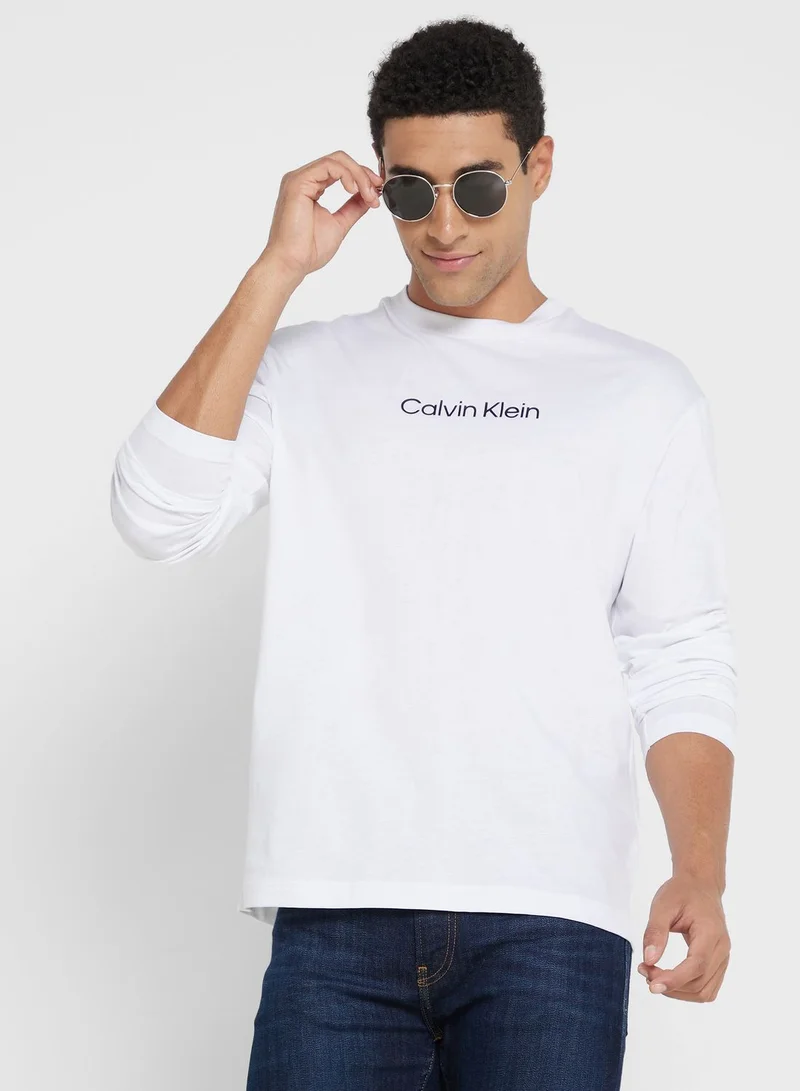 CALVIN KLEIN Logo Crew Neck T-Shirt
