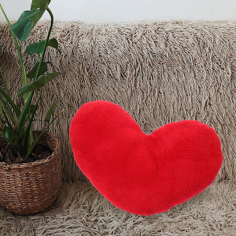 وسادة من الفرو على شكل قلب، ناعمة ومملوءة بالإسفنج، للعناق، للزينة، بلون أحمر، مناسبة للأرائك وغرف النوم، للنساء. - Image 5