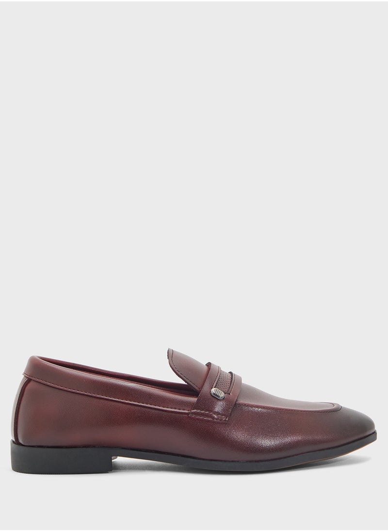Robert Wood Clasisic Saddle Detail Formal Loafer Slip Ons  - Image 1