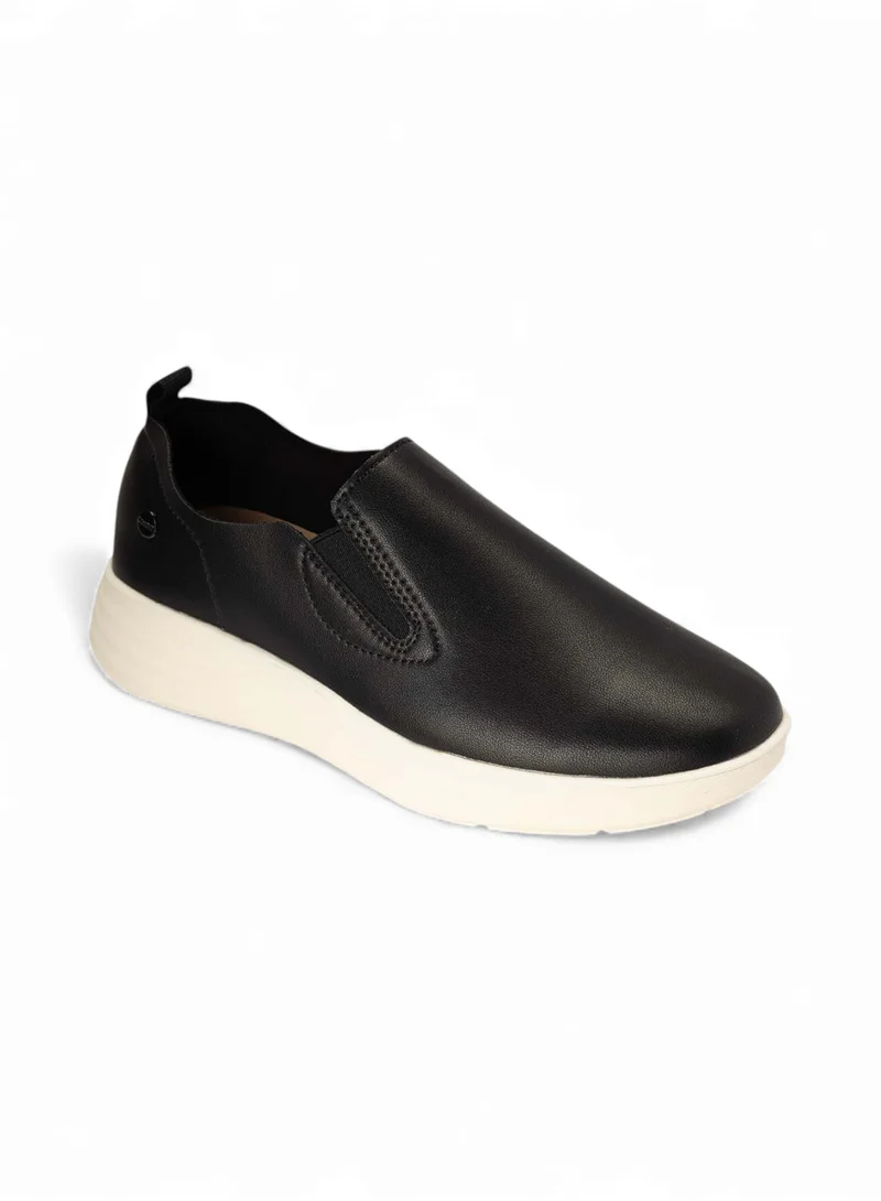 Bata Comfit Lace-Up Casual Sneaker