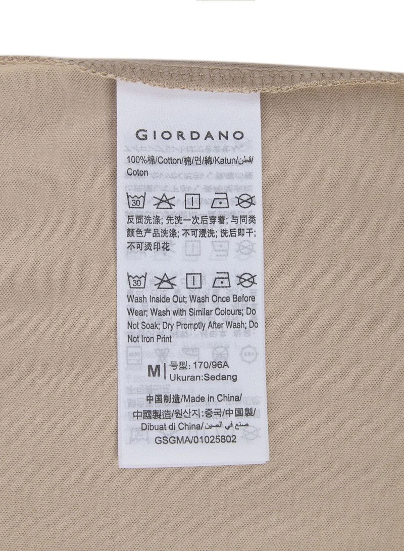 GIORDANO  Men's Slim Fit Liquid Touch Smart Collar Tee for Men | Best Price UAE