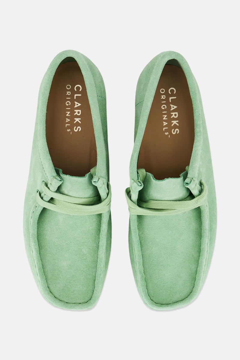 clarks أحذية كاجوال نسائية من نوع والابي بتصميم قياسي مع أربطة، لون أخضر صنوبر - Image 3