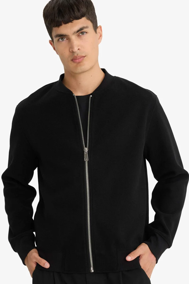 ديفاكتو Relax Fit College Collar Zippered Bomber Jacket
