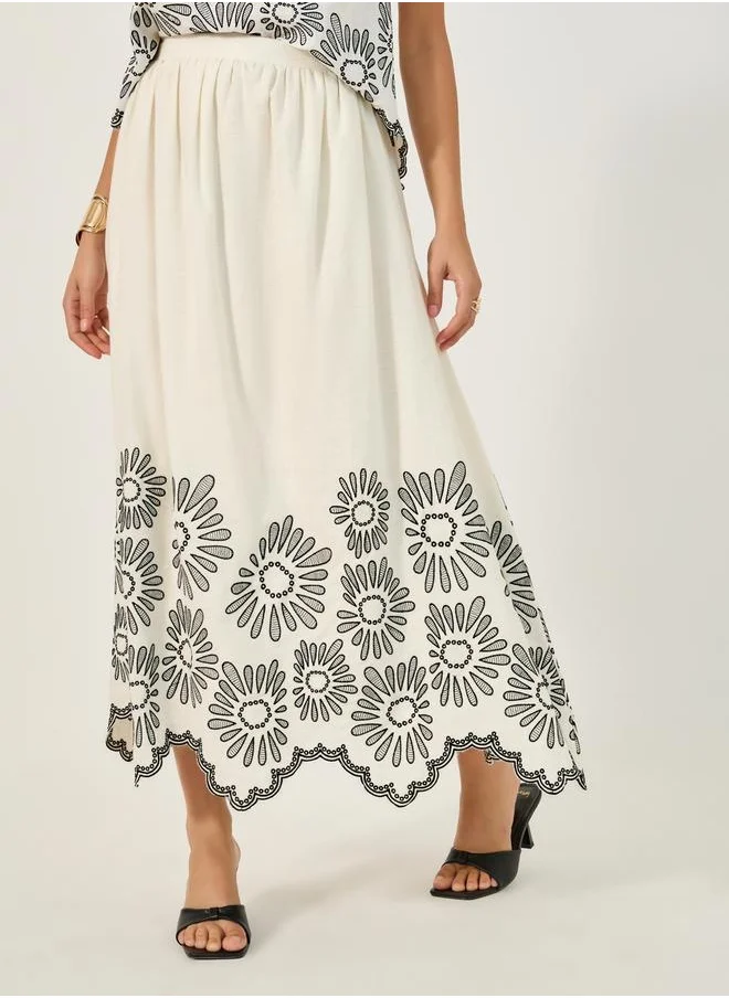 Styli Embroidered A-Line Maxi Skirt with Scallop Hem