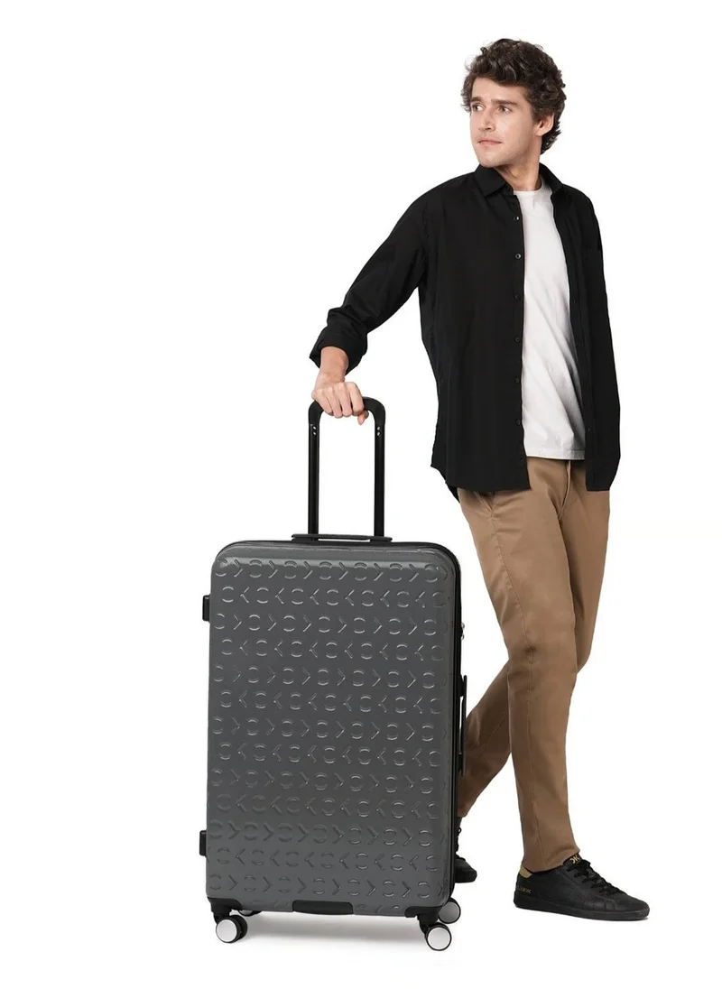 كالفن كلاين حقيبة سفر Fly Control Hardside Spinner ذات العجلات، خفيفة الوزن للغاية من مادة ABS، 4 عجلات مزدوجة