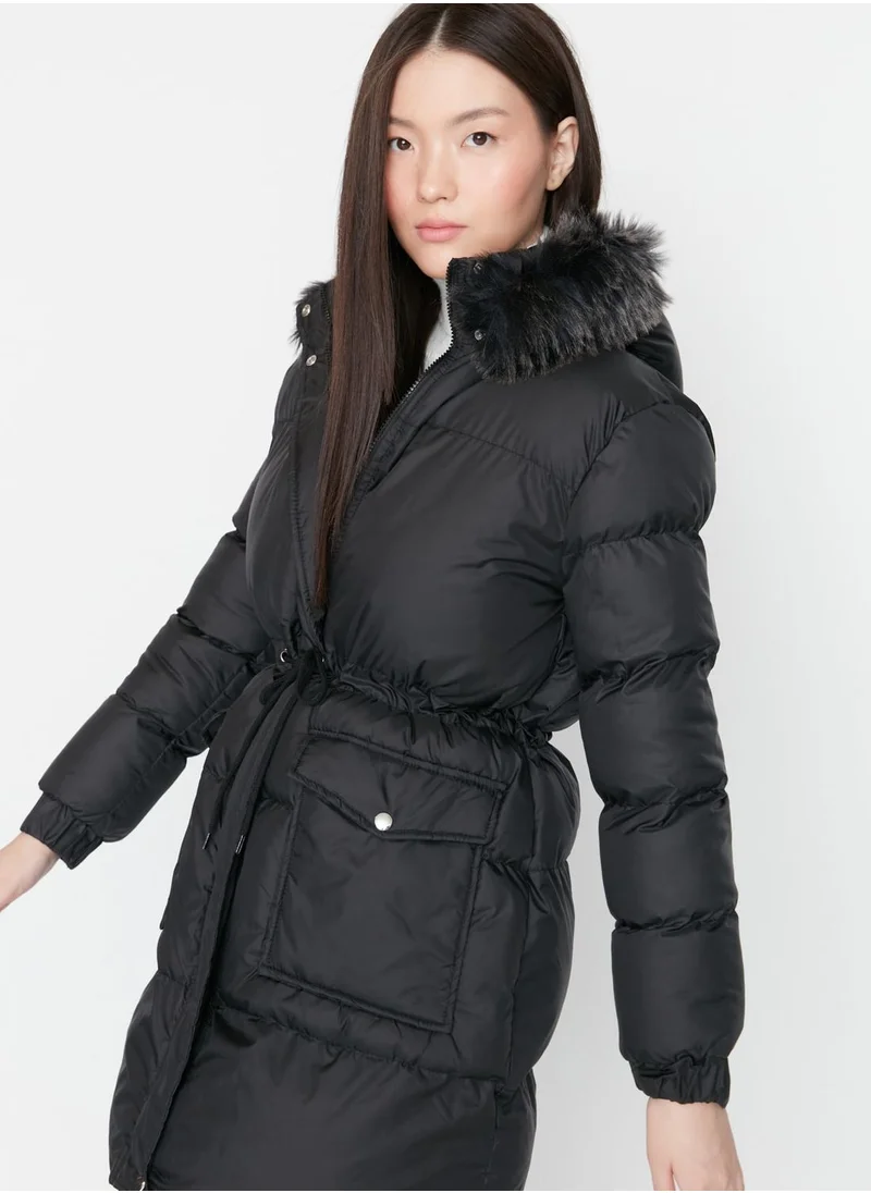 trendyol Fur Detail Puffer Jacket