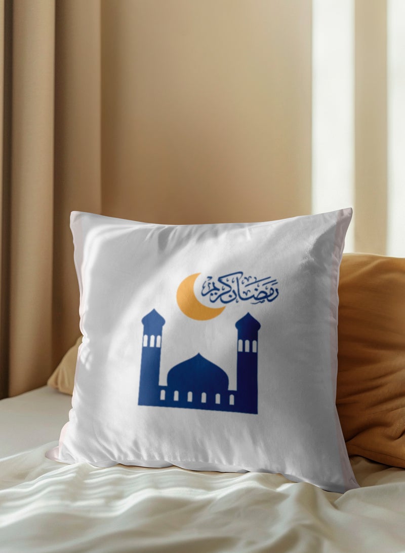لوحة غطاء وسادة من البوليستر بتصميم رمضان كريم - Image 1