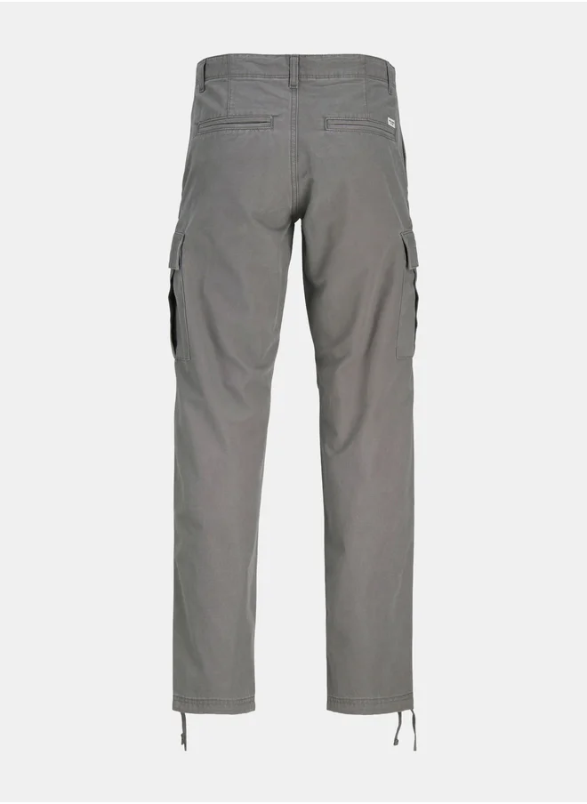JACK & JONES Solid Relaxed Fit Cargo Pants