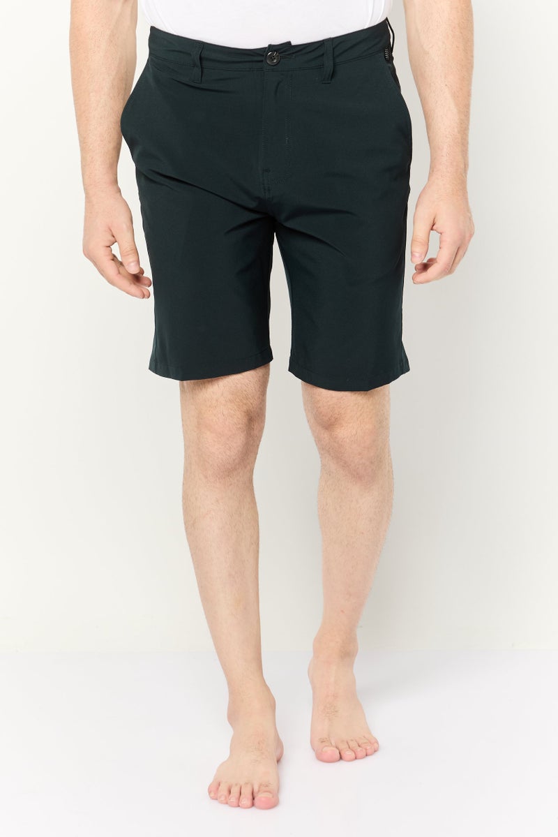 QUIKSILVER شورتات رجالية سادة، أسود - Image 1