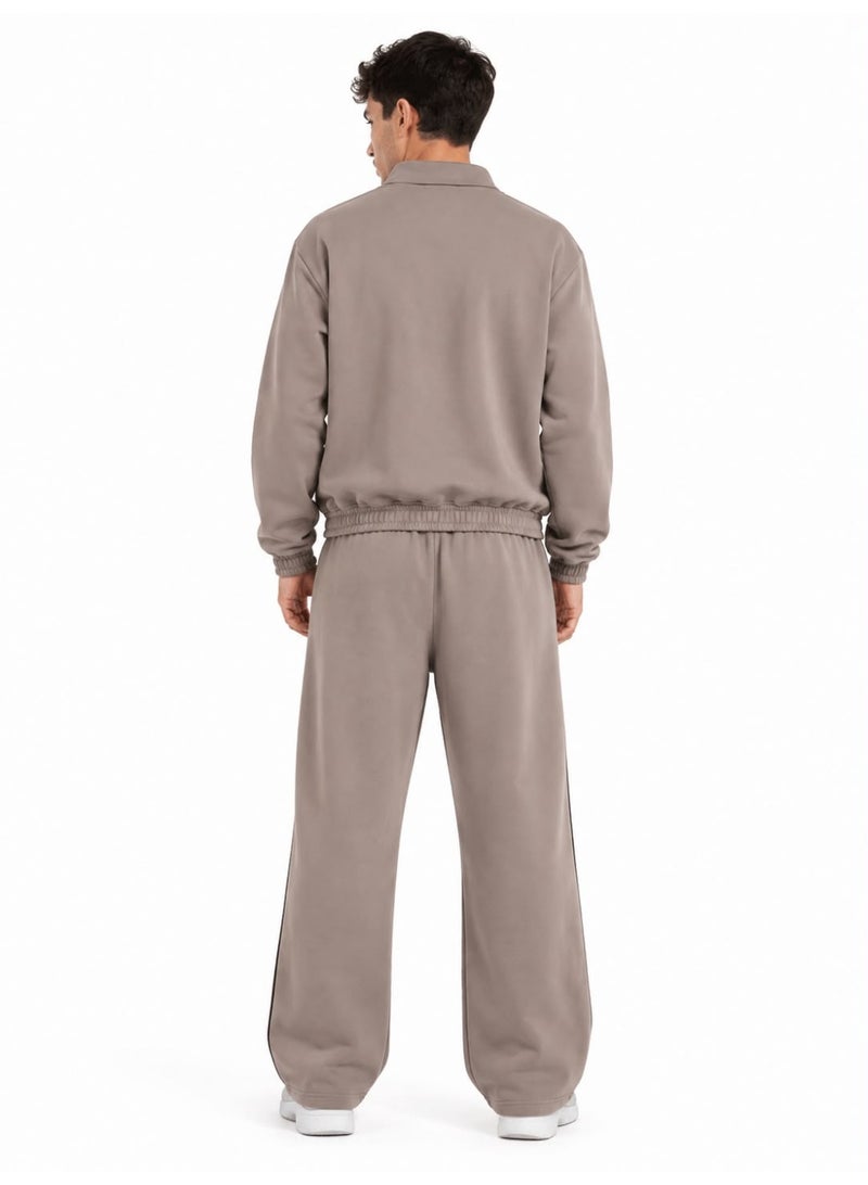 Caesar Men's solid-colored winter tracksuit featuring linear designs. - Image 2