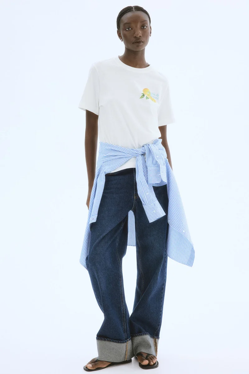 اتش اند ام تي-شيرت بتصميم مطبوع