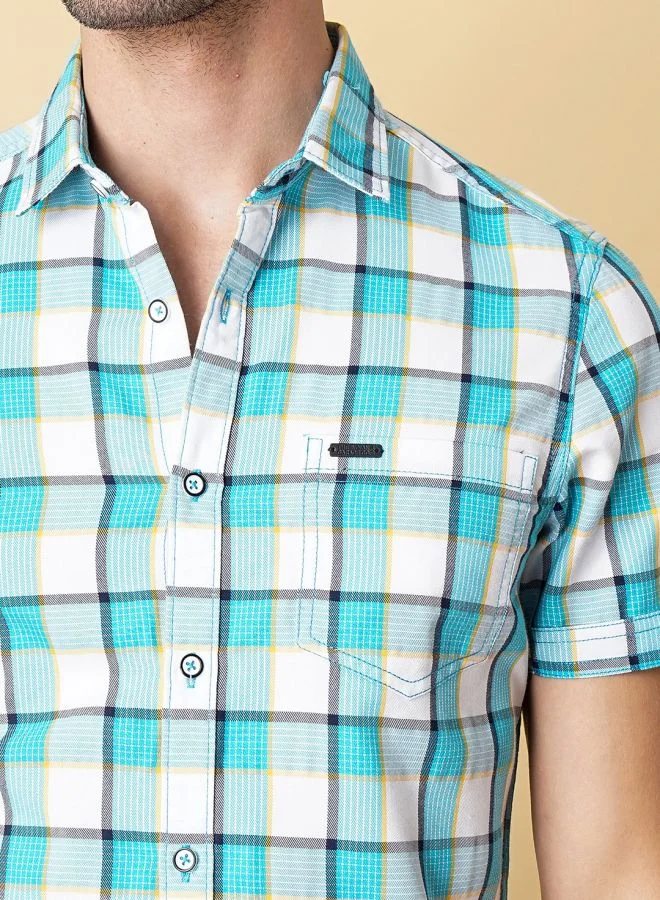 The Indian Garage Co Men Slim Fit Checkered Half Sleeves Cutaway Collar Casual Shirt