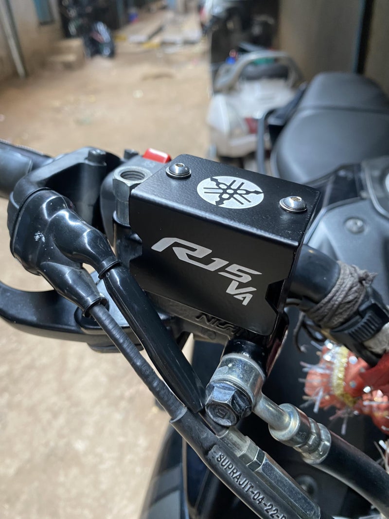 SGTB Yamaha R15 V4 Disc Fluid Box Cover Master Oil Reservoir Frame Guard R15V4 - Image 4