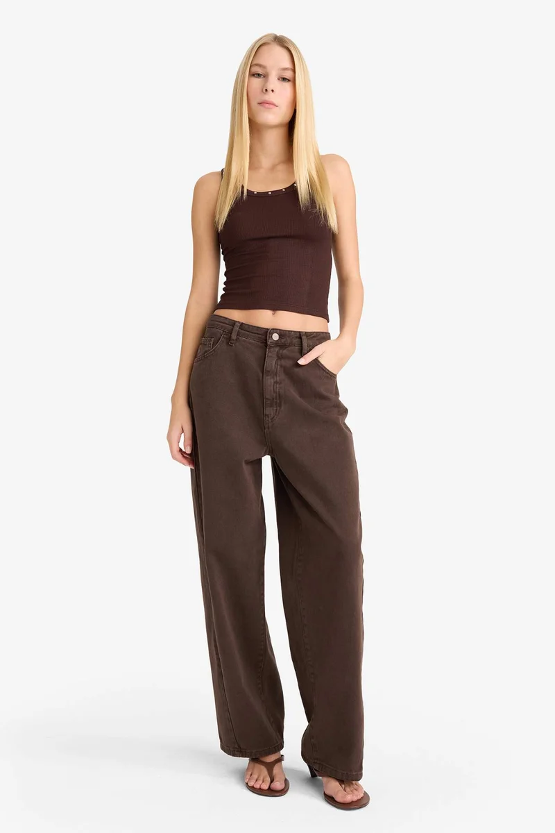 ديفاكتو Fitted Square Neck Ribbed Camisole Tank Top