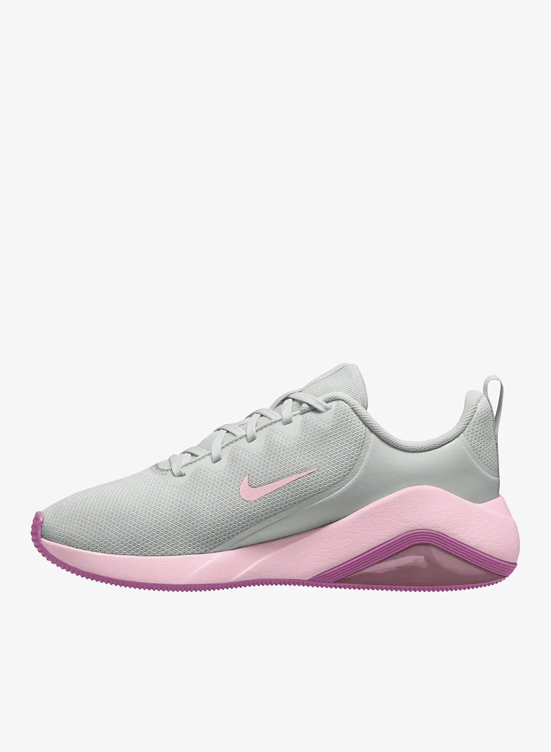 Nike Air Zoom Bella 7