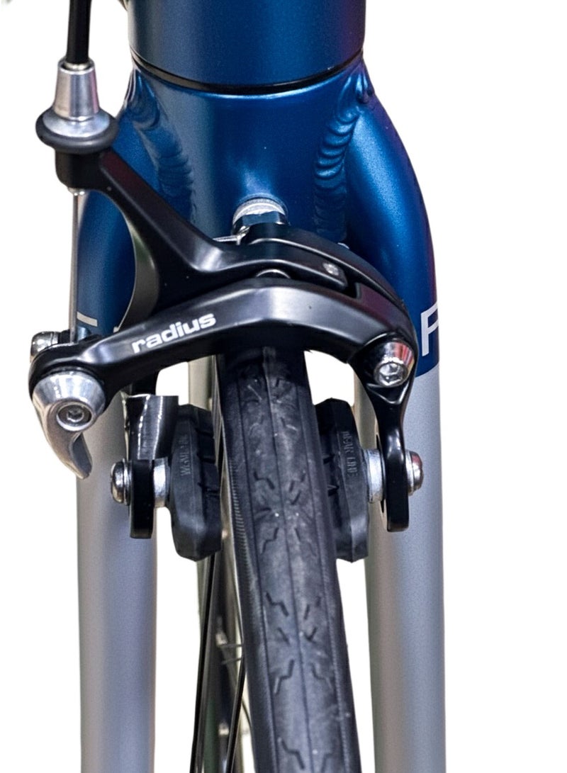 الفاس دراجة الطريق ALVAS RACER – أداء احترافي بإطار ألومنيوم خفيف وتصميم رياضي أنيق - Image 4