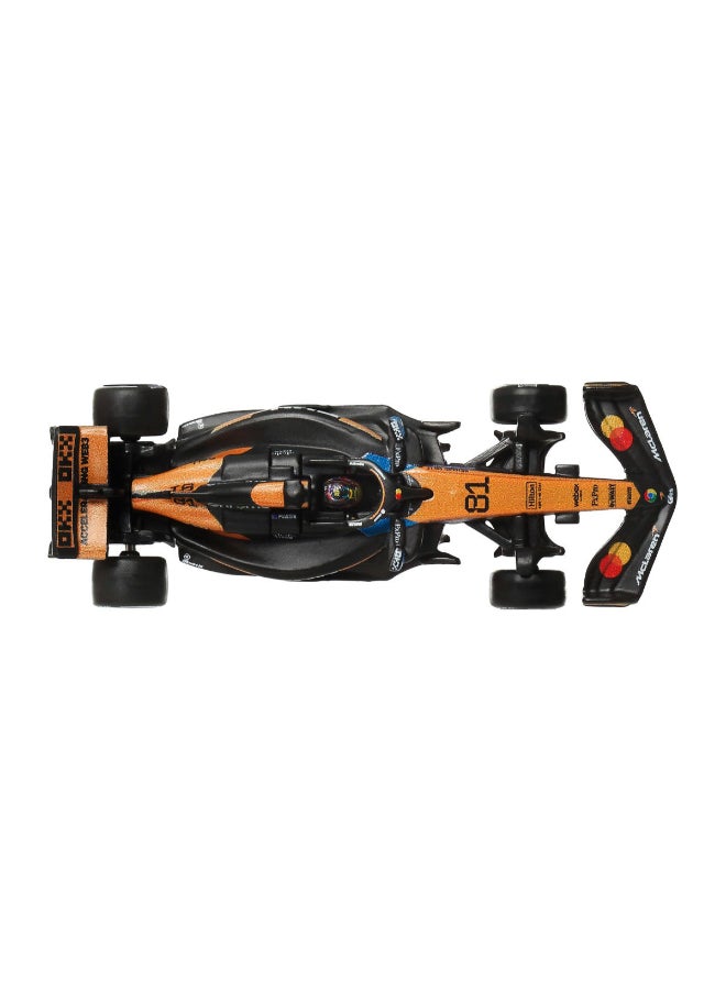Hot Wheels هوت ويلز 1:64 مقياس بريميوم داي-كاست فورمولا 1 سيارة سباق لعبة قابلة للتحصيل مع عجلات حقيقية للسائقين وإطارات معدنية/معدنية للجسم والشاسيه - Image 5