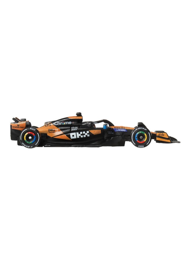 Hot Wheels هوت ويلز 1:64 مقياس بريميوم داي-كاست فورمولا 1 سيارة سباق لعبة قابلة للتحصيل مع عجلات حقيقية للسائقين وإطارات معدنية/معدنية للجسم والشاسيه - Image 2