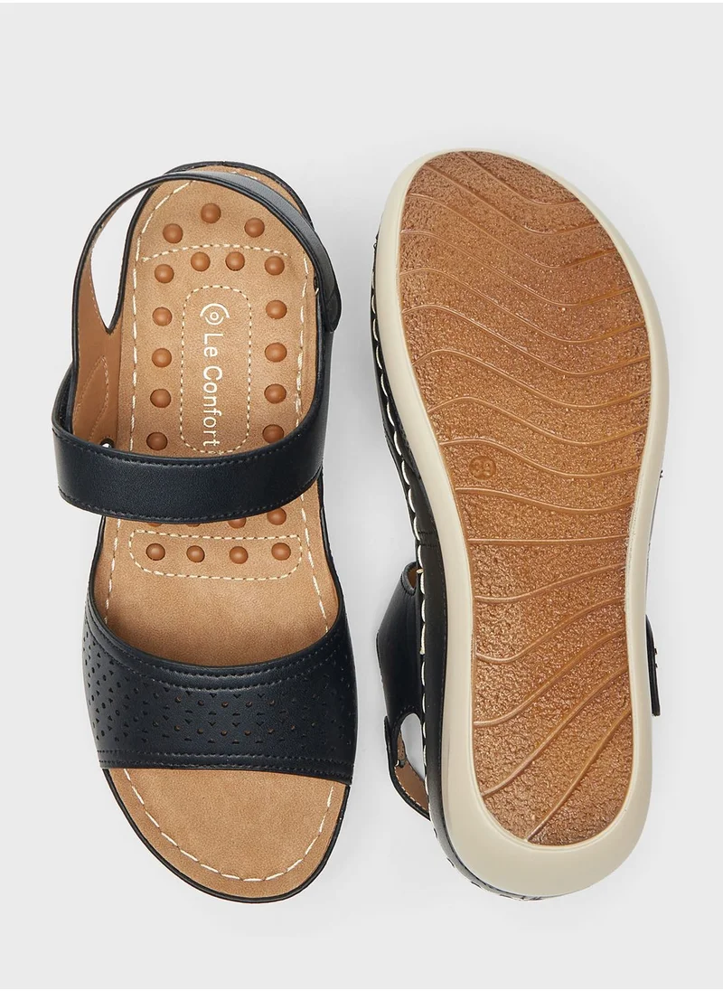 لو كونفورت Multi Strap Wedge Sandals