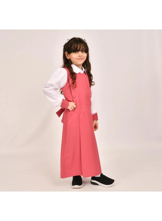 HAWRAA ABAYA مريول وردي بتصميم كويتي مزين بإزرار جانبية و حزام ربط اغلاق