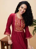 جلو باص Maroon