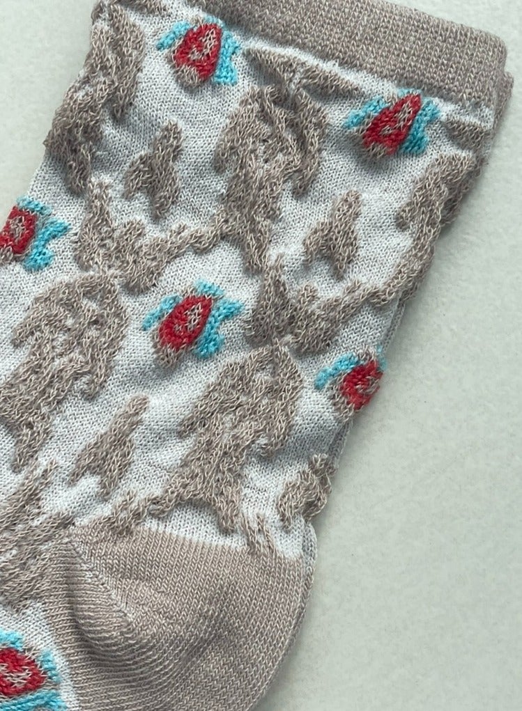 سولوباي جوارب مطرزة بالورود، مقاس واحد، عبوة من 3 قطع - Image 2