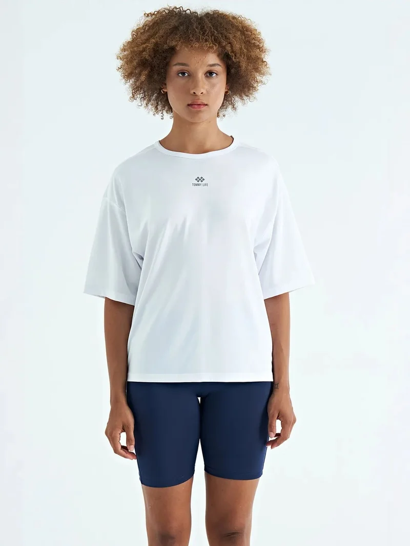 تومي لايف TOMMY Oversized Crew Neck T-Shirt