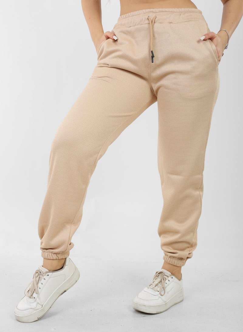 Soft Steps Stylish and practical Women's waffle pants with double pockets and elasticated leg L  - Image 4