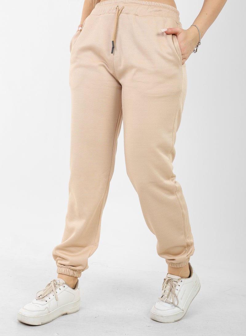 Soft Steps Stylish and practical Women's waffle pants with double pockets and elasticated leg L  - Image 3