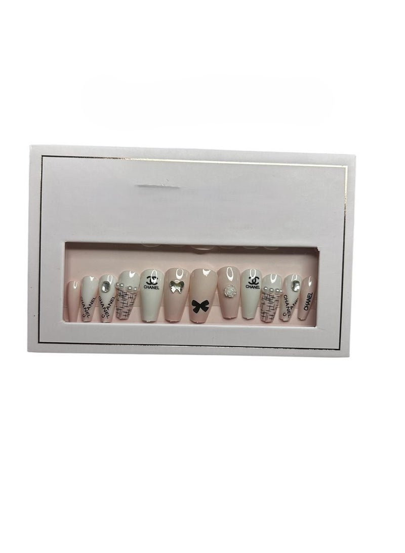 Generic Pack of 24 artificial nails - distinctive design, double-sided adhesive 