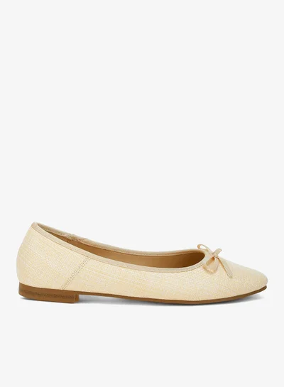 London Rag Raffia Ballet Flats in Natural
