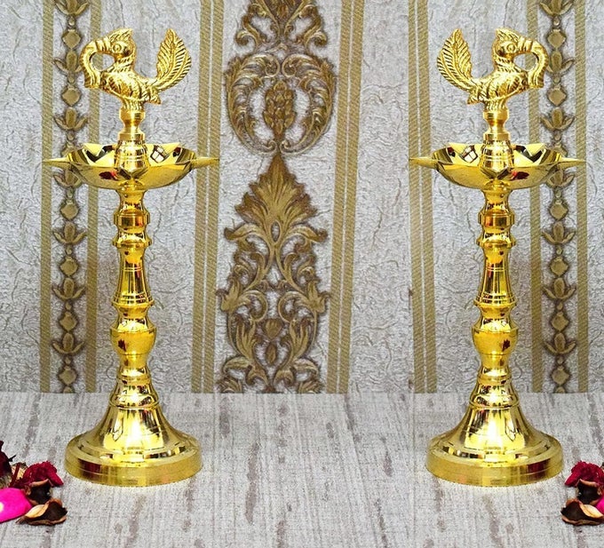 BRASS NAKSHI PEACOCK KERALA MAHABHARAT OILGHEE DIYA DEEPAK LAMP DESIGN LONG DIYAS FOR HOME POOJA ROOM PANCHARTI PANCHMUKHI DIYA FOR PUJA DECORATION AARTI21 CM PACK OF 2